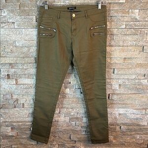 Shinestar Olive Green Pants with Zipper Details